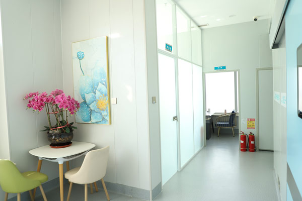 静脉曲张和血管炎症有什么区别？沈阳血管病医院告诉您血管炎症会导致下肢静脉曲张吗?